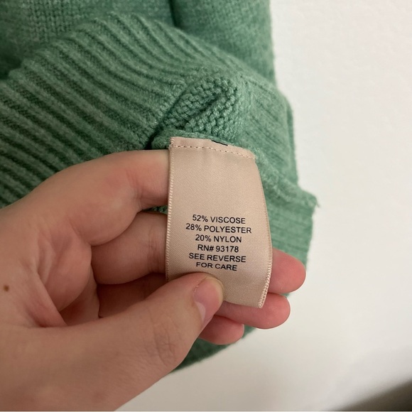 Philosophy Crew Neck Sweater Fuzzy Cozy Oversized Knitted size XS - Picture 3 of 5